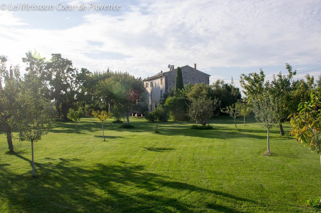 Lei Meissoun Mallemort Exterior photo