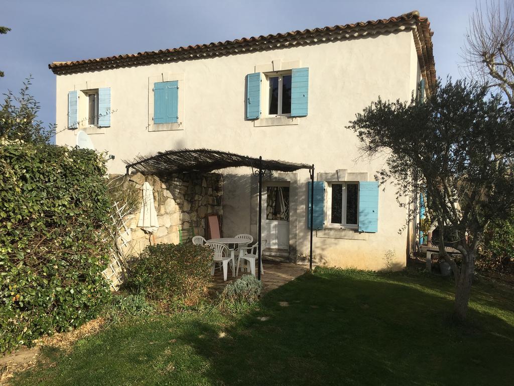 Lei Meissoun Mallemort Exterior photo